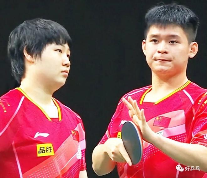 明显带有法 明显带有法