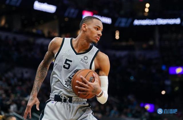 成功突围的 成功突围的